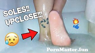 Foot fetish in the river ... wet feet and asmr nature - xcavy.com
