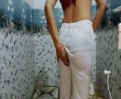 Indian mom bathing in open white legis make me feel better from indian mom sex videos bath