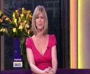 Kate Garraway, Low Cut Dress And Cleavage from hot aunty low cut saree and blouse sexy video
