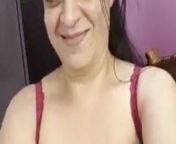 Desi paki aunty asking bf to suck tits from pakistani aunty milk boob feeding video