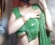 Desi bhabhi taking bath from desi bhabhi armpit sex