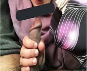 Melayu Awek tudung labuh pakai handsock dalam kereta from melayu sex dalam kereta