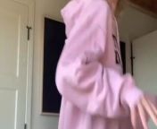 Brie Larson Dancing from kendra lachon naked