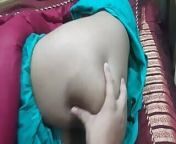 Massage On Aunty Leg And Rubbing Fingers On Her Fat Phussy from pakistani milf fucked with legs in air mms 3gp