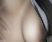 Omang Bali showing her pussy from indonesian girl shows her sexy body to her boyfriend