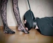 A real mistress must keep her slave under control from slave under foot