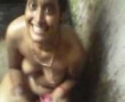 desi girl sucking when bathing and bf captured from indian aunty bathing captured from vent hole