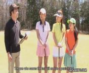 Asian golf game turns into a toy session from 高尔夫模拟器游戏辅助软件【葳2214906586】 gjx