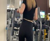 Quick fuck in the gym. Risky public sex with Californiababe. from public xxx toilet sex