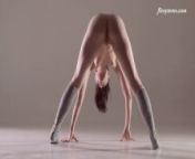 Siro Zagibalo incredibly talented gymnast from nude yoga embarazadas