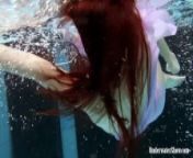 Aneta is a wonderful big tits babe underwater from 万博体育app哪个是真的ww3008 cc万博体育app哪个是真的 exg